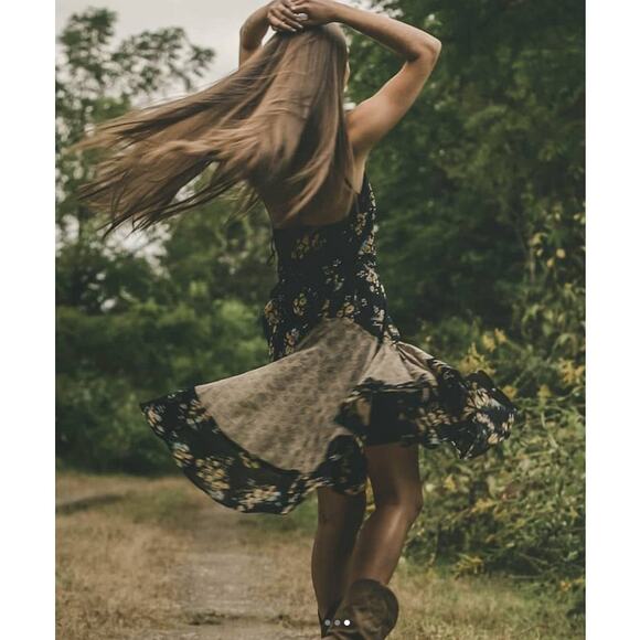 Free People Dresses & Skirts - Free People‎ Intimately Lace Handkerchief Mini Dress Small Fall Autumn Boho